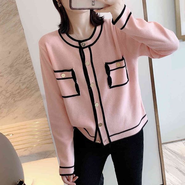 2021 spring new celebrity style contrast color knitted cardigan women's pink round neck digital 5 gold button sweater coat trend, White
2021 spring new celebrity style contrast color knitted cardigan women's pink round neck digital 5 gold button sweater coat trend, White