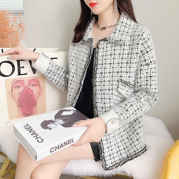 women's knits & tees 20667 (3 5 6) film color matching long sleeve cardigan coat buttons 52, White
women's knits & tees 20667 (3 5 6) film color matching long sleeve cardigan coat buttons 52, White