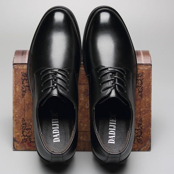 dress shoes 2021 men's business leather office casual light durable round head wedding, Black
dress shoes 2021 men's business leather office casual light durable round head wedding, Black