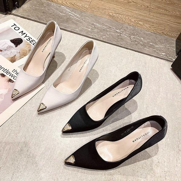 dress shoes 2021 professional high heels women black pointed shallow mouth all-match stiletto metal toe mid-heel 8cm
dress shoes 2021 professional high heels women black pointed shallow mouth all-match stiletto metal toe mid-heel 8cm