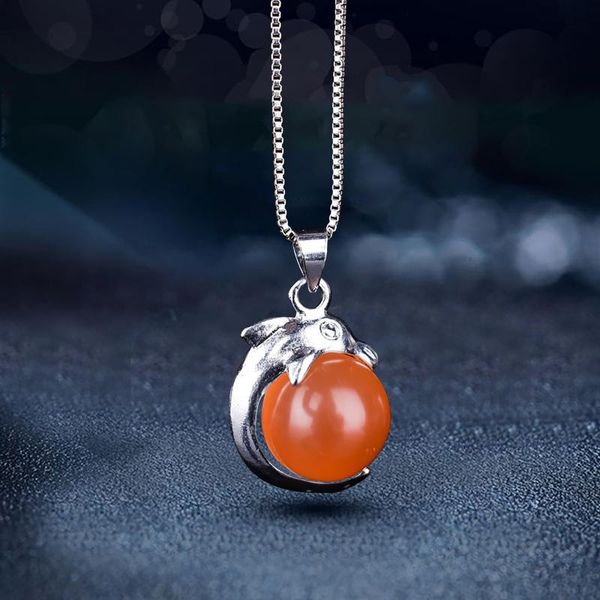 chokers necklace red crystal carnelian pendant for women clavicle chains jewelry accessories anniversary gift bijoux femme, Golden;silver
chokers necklace red crystal carnelian pendant for women clavicle chains jewelry accessories anniversary gift bijoux femme, Golden;silver