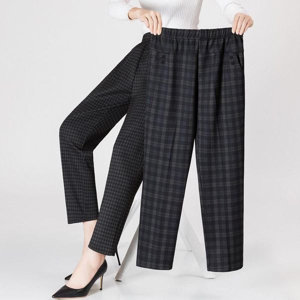 women's pants & capris 2021 autumn winter middle aged women casual straight thicken velvet warm female pliad elastic waist trousers g17, Black;white
women's pants & capris 2021 autumn winter middle aged women casual straight thicken velvet warm female pliad elastic waist trousers g17, Black;white
