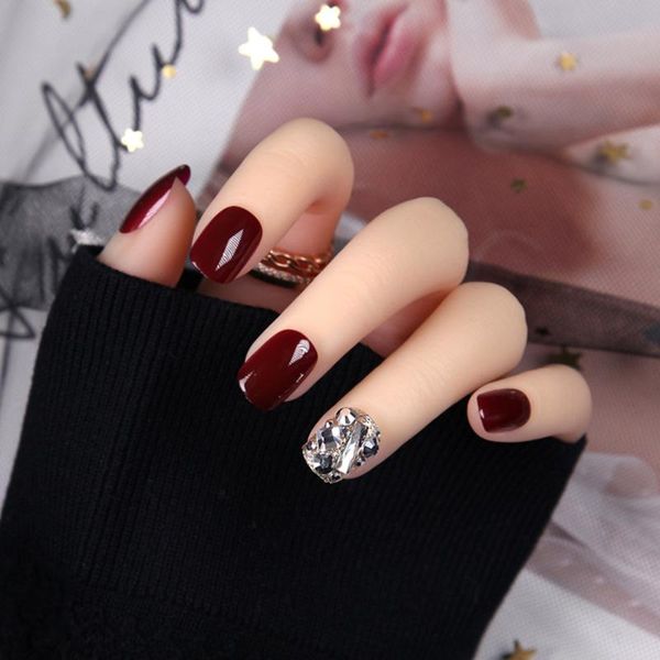 false nails 24 pcs with glue for girls acrylic artificial short press on full cover tips manicure fingernails fake, Red;gold
false nails 24 pcs with glue for girls acrylic artificial short press on full cover tips manicure fingernails fake, Red;gold