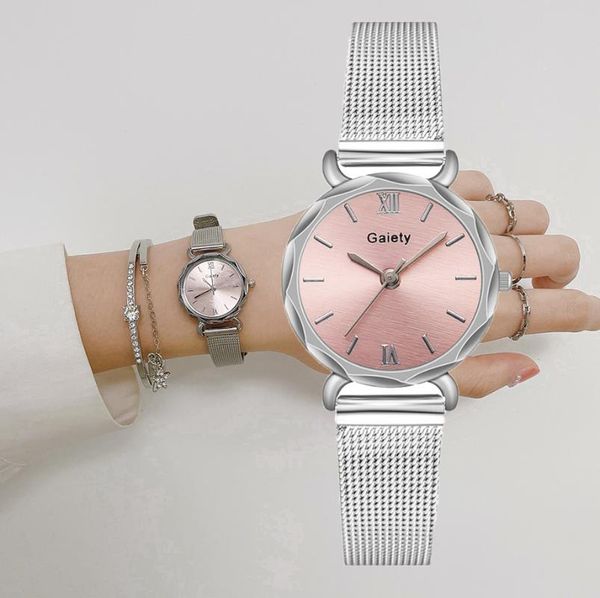wristwatches fashion women watch 2021 brand silver dial luxury ladies wristwatch mesh female clock relogio mujer, Slivery;brown
wristwatches fashion women watch 2021 brand silver dial luxury ladies wristwatch mesh female clock relogio mujer, Slivery;brown