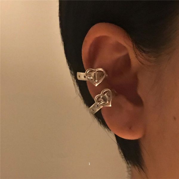 hbp fashion belt love no hole men and women cold wind minority personality metal bone clip ear hanging false earrings, Silver
hbp fashion belt love no hole men and women cold wind minority personality metal bone clip ear hanging false earrings, Silver