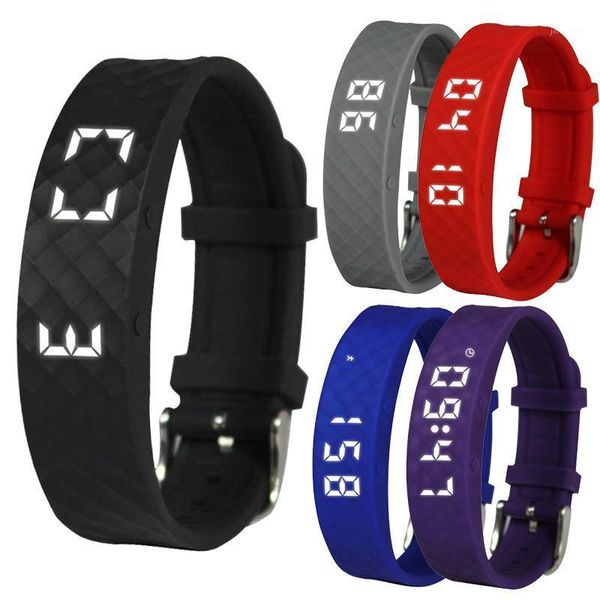 smart wristbands w5v sport pedometer step counter sports silicone bracelet wristband watch intelligent calorie1
smart wristbands w5v sport pedometer step counter sports silicone bracelet wristband watch intelligent calorie1