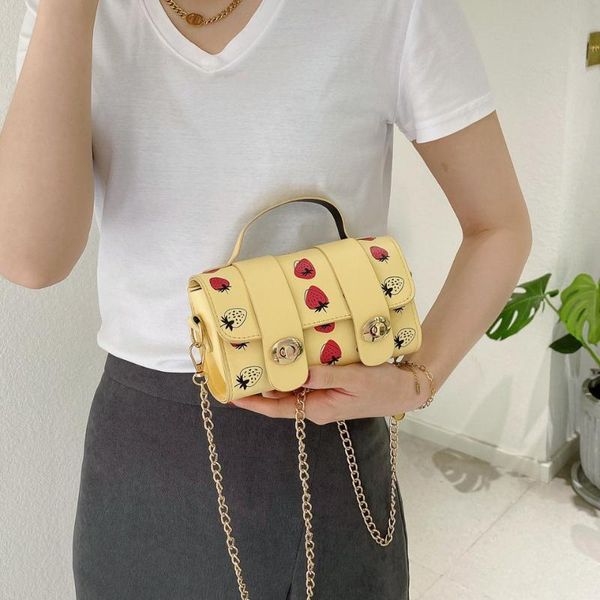 shoulder bags 2021 spring/summer women's fashion one cartoon printing diagonal cross-section small square chain
shoulder bags 2021 spring/summer women's fashion one cartoon printing diagonal cross-section small square chain