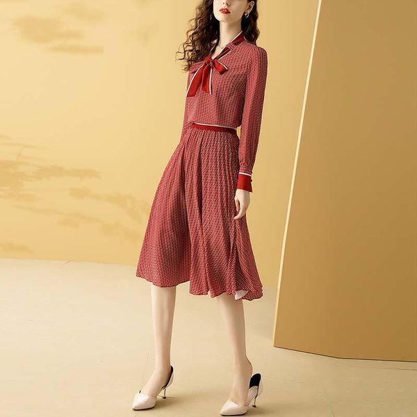 women's tracksuits gedivoen fashion runway sweet party suit women long sleeve printed t shirt and elastic waist skirt 2 two pieces set, Gray
women's tracksuits gedivoen fashion runway sweet party suit women long sleeve printed t shirt and elastic waist skirt 2 two pieces set, Gray