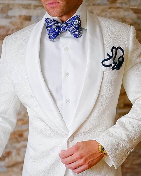 handsome embossing groomsmen shawl lapel groom tuxedos men suits wedding/prom/dinner blazer(jacket+pants+tie) 009 men's & blazers, White;black
handsome embossing groomsmen shawl lapel groom tuxedos men suits wedding/prom/dinner blazer(jacket+pants+tie) 009 men's & blazers, White;black