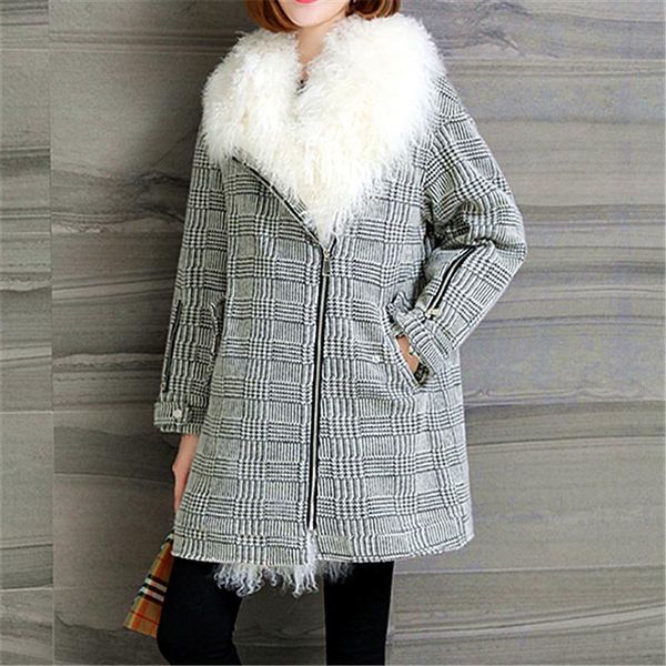 women's jackets 2021 high fashion luxurious lambskin lamb fur parka mongolia sheep coat outwear winter jacket/, Black;brown
women's jackets 2021 high fashion luxurious lambskin lamb fur parka mongolia sheep coat outwear winter jacket/, Black;brown