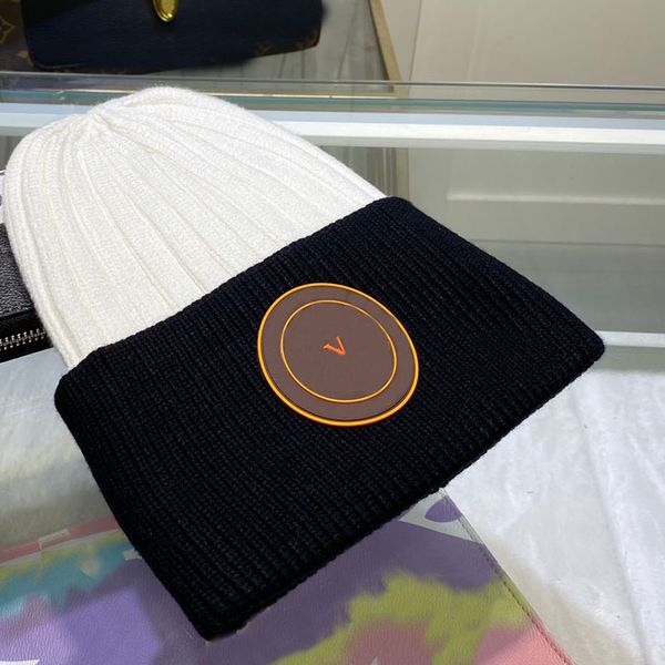 fashion designer beanies hats skull caps for woman man with letter classic cashmere knitted beanie 2 styles, Blue;gray 
fashion designer beanies hats skull caps for woman man with letter classic cashmere knitted beanie 2 styles, Blue;gray