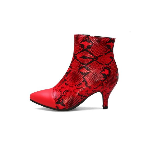 2021 autumn and winter new pattern of snake feminine wild fashion solid stiletto short-size boots 1odq, Black
2021 autumn and winter new pattern of snake feminine wild fashion solid stiletto short-size boots 1odq, Black