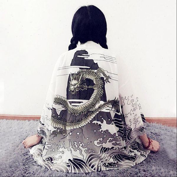 2021 vintage japanese women cardigan summer dragon waves printed chiffon sun protection japanese kimono shirt outerwear, White
2021 vintage japanese women cardigan summer dragon waves printed chiffon sun protection japanese kimono shirt outerwear, White