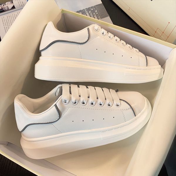 new platform casualplatform sports shoes laser blue yellow triple white reflective fashion rainbow multi color silver leather snake skin sne
new platform casualplatform sports shoes laser blue yellow triple white reflective fashion rainbow multi color silver leather snake skin sne