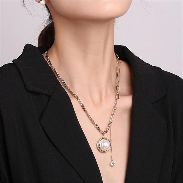 timeonly retro oversize imitation pearl pendant necklaces shinning crystal golden cuban chain necklace for women lady jewelry, Golden;silver
timeonly retro oversize imitation pearl pendant necklaces shinning crystal golden cuban chain necklace for women lady jewelry, Golden;silver