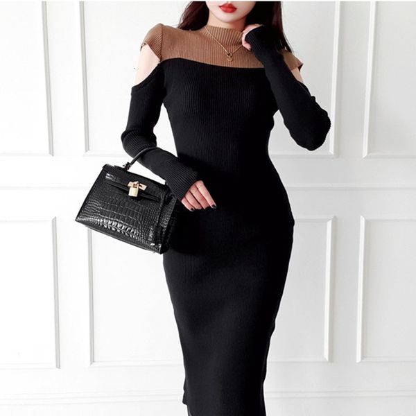 2021 new women knitted autumn winter stand collar off shoulder slim bodycon sweater dress with oversleeve unql, Black;gray
2021 new women knitted autumn winter stand collar off shoulder slim bodycon sweater dress with oversleeve unql, Black;gray