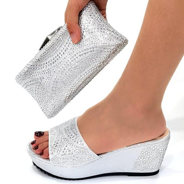 dress shoes silver women match purse with crystal decoration african pumps and handbag set cr665,heel 8cm, Black
dress shoes silver women match purse with crystal decoration african pumps and handbag set cr665,heel 8cm, Black