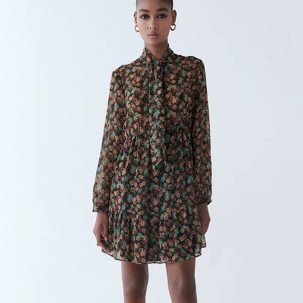 2021 spring autumn women new high waist flora printed ladies elegant girl o-neck causal outfits h3ci, Black;gray
2021 spring autumn women new high waist flora printed ladies elegant girl o-neck causal outfits h3ci, Black;gray