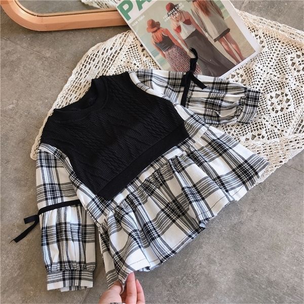 gooporson autumn little girls outfits knit splicing plaid long blouse fashion korean long sleeve shirt cute children costume 210306, White;black
gooporson autumn little girls outfits knit splicing plaid long blouse fashion korean long sleeve shirt cute children costume 210306, White;black