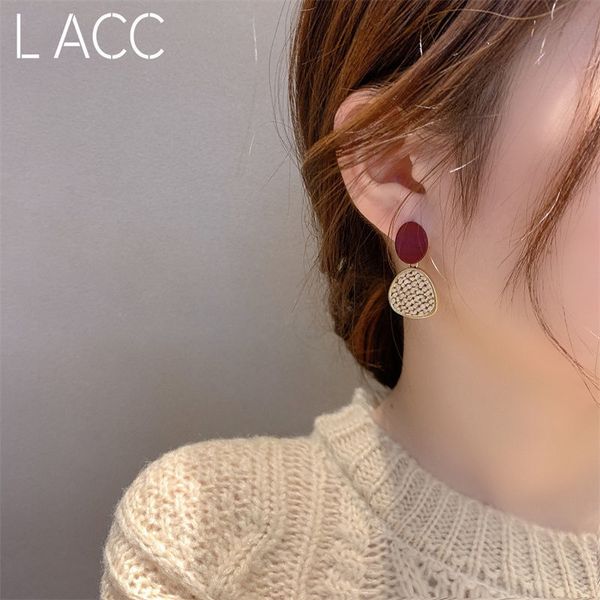 luxury high sense earrings 2021 autumn and winter new trendy round personality earrings wild temperament earrings female retro red, Golden;silver
luxury high sense earrings 2021 autumn and winter new trendy round personality earrings wild temperament earrings female retro red, Golden;silver