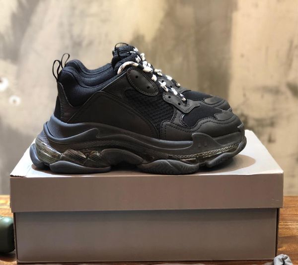 triple s clear sole sneakers desigers mens womens sports shoes low-running shoess black white beige pink luxury trainers sneaker 01
triple s clear sole sneakers desigers mens womens sports shoes low-running shoess black white beige pink luxury trainers sneaker 01