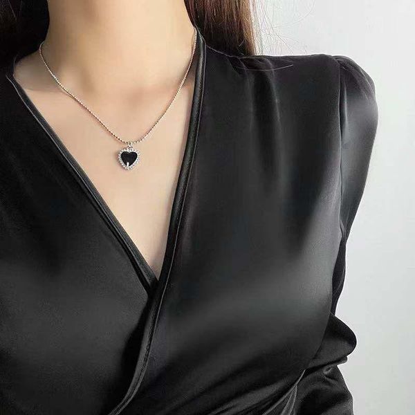 chokers black love pendant women clavicle chain fashion versatile simple personality graceful girl cool trend alloy necklace korean, Golden;silver
chokers black love pendant women clavicle chain fashion versatile simple personality graceful girl cool trend alloy necklace korean, Golden;silver