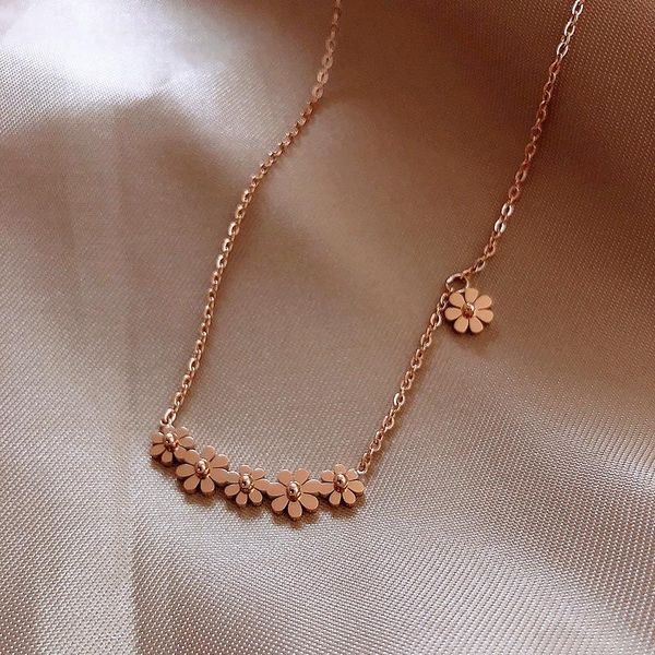pendant necklaces colorfast titanium steel lucky light luxury necklace women's simple instagram mesh petal clavicle chain 2021 rose gol, Silver
pendant necklaces colorfast titanium steel lucky light luxury necklace women's simple instagram mesh petal clavicle chain 2021 rose gol, Silver