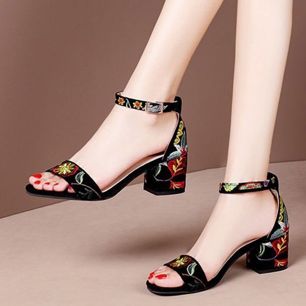 plus size 41 summer women sandals embroider ankle strap sandal high heels dress shoes flower ladies shoes mujer 8113n, Black
plus size 41 summer women sandals embroider ankle strap sandal high heels dress shoes flower ladies shoes mujer 8113n, Black
