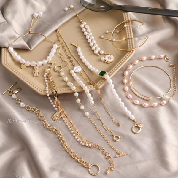 link, chain elegant vintage baroque imitation pearl bracelet for women girls gold color rhinestone bracelets bangles jewelry, Black
link, chain elegant vintage baroque imitation pearl bracelet for women girls gold color rhinestone bracelets bangles jewelry, Black