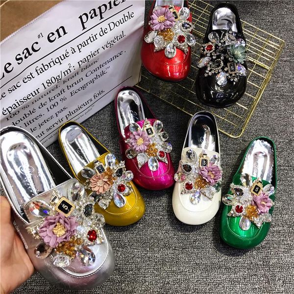 slippers womens patent leather 3d flower rhinestones crystal slipper flats sandals bling shoes summer 7colors plus size 2021, Black
slippers womens patent leather 3d flower rhinestones crystal slipper flats sandals bling shoes summer 7colors plus size 2021, Black
