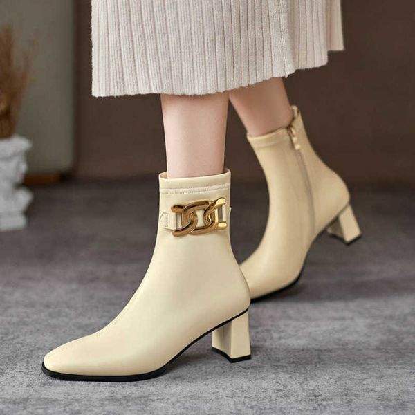 fall luxury brand fashion stretch ankle booties block high heels motorcycle womens boots with metal chain big size 47 12 210611, Black
fall luxury brand fashion stretch ankle booties block high heels motorcycle womens boots with metal chain big size 47 12 210611, Black
