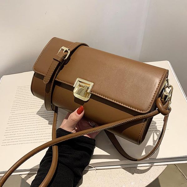 original brand selling handbags popular new fashion messenger bag high-end square bag underarm dual-use shoulder
original brand selling handbags popular new fashion messenger bag high-end square bag underarm dual-use shoulder