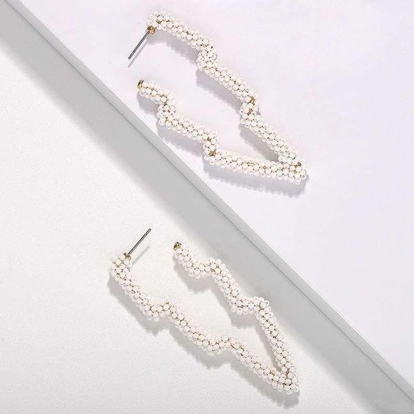 stud bohemian white woven rice beads pendant earrings personality geometric shape exaggerated, Golden;silver
stud bohemian white woven rice beads pendant earrings personality geometric shape exaggerated, Golden;silver