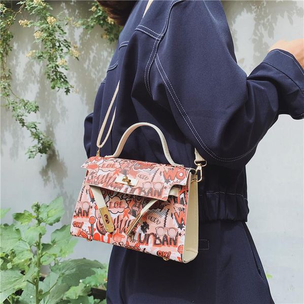 evening bags female bag women handbags 2021 texture single shoulder messenger fashion graffiti printing handbag
evening bags female bag women handbags 2021 texture single shoulder messenger fashion graffiti printing handbag
