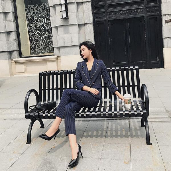 women's suits & blazers suit female 18 autumn temperament professional casual long-sleeved striped + nine pants two sets of elegant fas, White;black
women's suits & blazers suit female 18 autumn temperament professional casual long-sleeved striped + nine pants two sets of elegant fas, White;black