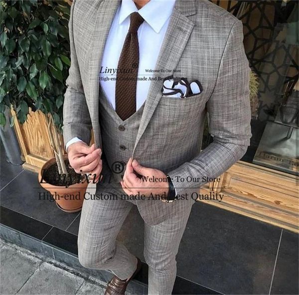 men's suits & blazers fashion plaid men peaked lapel groom weddinng tuxedo 3 pieces jacket vest pants set business blazer slim fit cost, White;black
men's suits & blazers fashion plaid men peaked lapel groom weddinng tuxedo 3 pieces jacket vest pants set business blazer slim fit cost, White;black