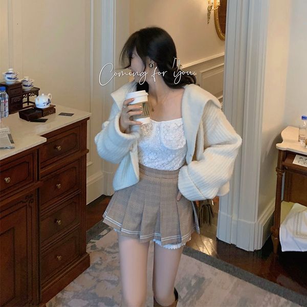 2021 new spring 3 piece knitting coat women long sleeves vintage solid blouse plaid skirt vswb, White
2021 new spring 3 piece knitting coat women long sleeves vintage solid blouse plaid skirt vswb, White