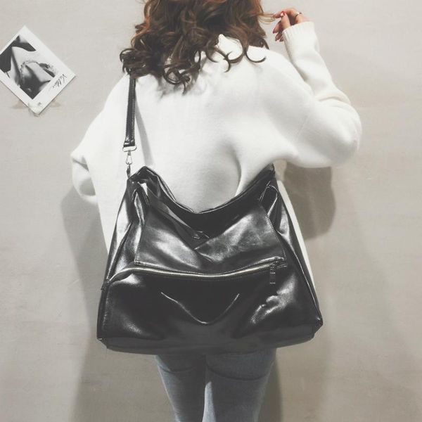 cross body 2021 women handbags large capacity shopper tote soft leather big crossbody shoulder bags wide strap designer fashion handbag
cross body 2021 women handbags large capacity shopper tote soft leather big crossbody shoulder bags wide strap designer fashion handbag