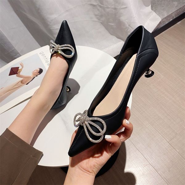 luxury dress shoes french small frh fine medium heel high heels 2021 summer shallow mouth pointed soft leather comfortable women's sing, Black
luxury dress shoes french small frh fine medium heel high heels 2021 summer shallow mouth pointed soft leather comfortable women's sing, Black