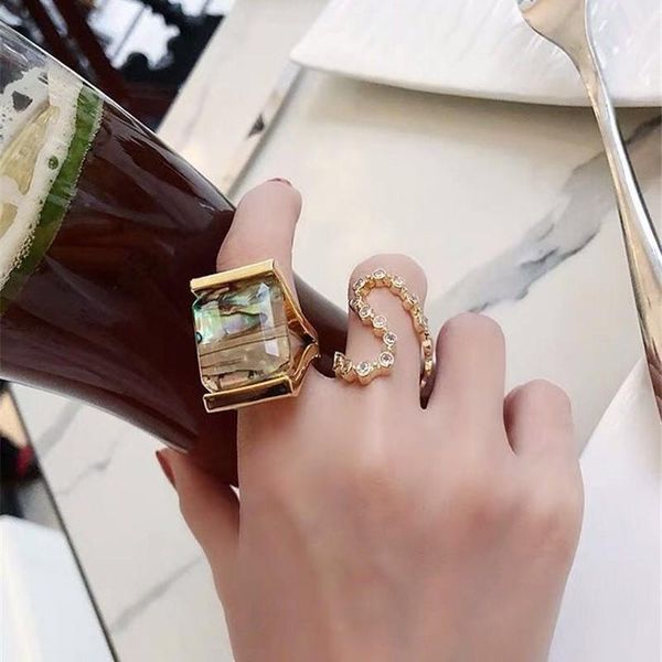 wedding rings fashion personality trendy geometric square ring exaggerated chic big size resin stone for women, Slivery;golden
wedding rings fashion personality trendy geometric square ring exaggerated chic big size resin stone for women, Slivery;golden