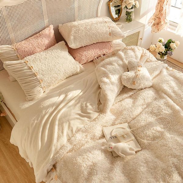 bedding sets velvet fleece winter princess set shaggy soft waxy sheep cashmere duvet cover quilt bed comforter bedspread
bedding sets velvet fleece winter princess set shaggy soft waxy sheep cashmere duvet cover quilt bed comforter bedspread