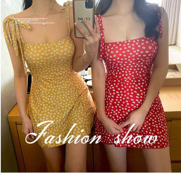 two-piece suits daisy flower woman one piece swimsuit lady bathing suit dress elegant swimwear floral plaid skirt swimdress
two-piece suits daisy flower woman one piece swimsuit lady bathing suit dress elegant swimwear floral plaid skirt swimdress