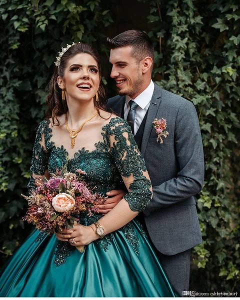 2020 dark green sweet 16 dresses ball gowns quinceanera dress jewel neck appliques girl party formal prom evening gowns, Blue;red
2020 dark green sweet 16 dresses ball gowns quinceanera dress jewel neck appliques girl party formal prom evening gowns, Blue;red