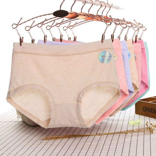 underwear women's pure color cotton medium waist large size triangle, Black;pink
underwear women's pure color cotton medium waist large size triangle, Black;pink