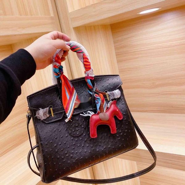 luxury handbags and storage luxurys designer autumn inner patch single buckle dark gray solid color large belt decoratio
luxury handbags and storage luxurys designer autumn inner patch single buckle dark gray solid color large belt decoratio