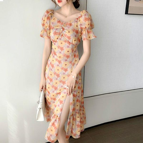 casual dresses elegant floral dress women summer ciffon split v-neck button puff sleeve chic retro one-piece korean 2021, Black;gray
casual dresses elegant floral dress women summer ciffon split v-neck button puff sleeve chic retro one-piece korean 2021, Black;gray