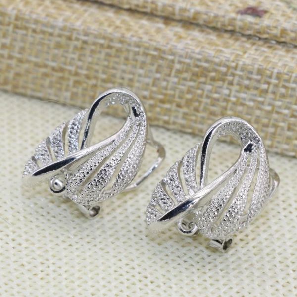 stud exquisite earrings for women 16*20mm frost matte silver-color wholesale price one pair elegant jewelry b2839, Golden;silver
stud exquisite earrings for women 16*20mm frost matte silver-color wholesale price one pair elegant jewelry b2839, Golden;silver