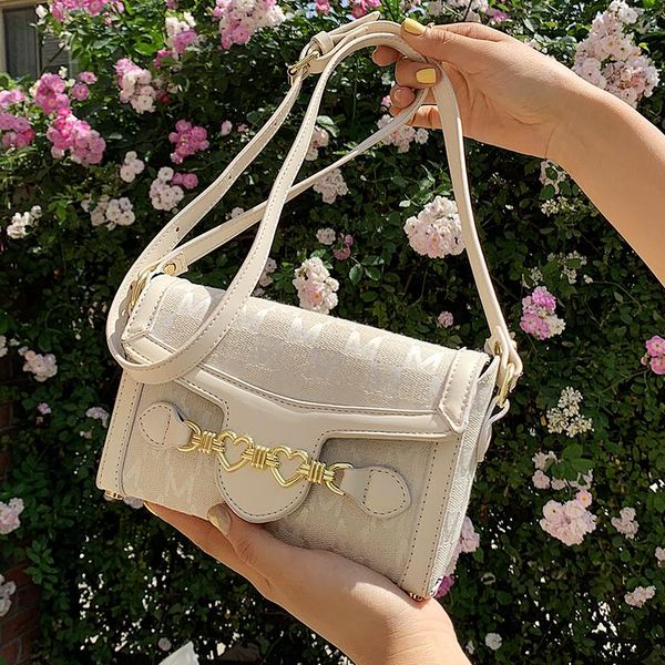 evening bags premium texture, personality, all-match shoulder bag, 2021 summer fashion, western-style messenger bag
evening bags premium texture, personality, all-match shoulder bag, 2021 summer fashion, western-style messenger bag