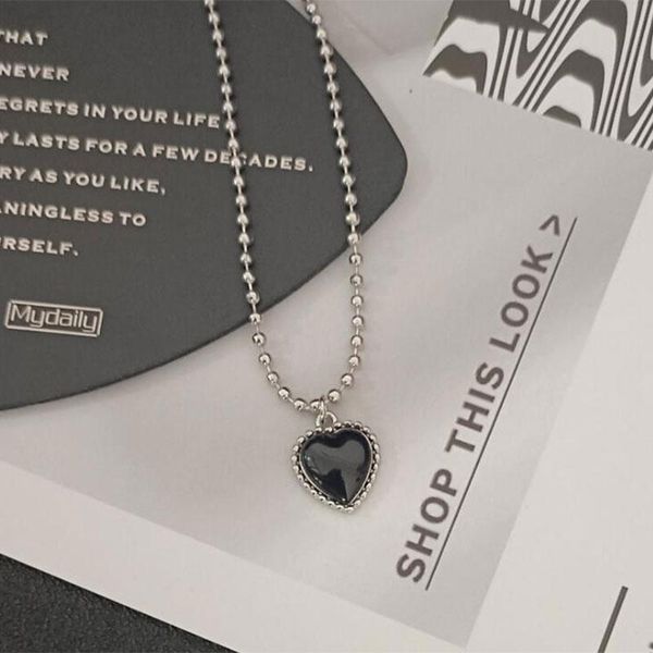 chokers simple kpop black heart necklace french metal love clavicle chain choker for women egirl collar grunge aesthetic indie jewelry, Golden;silver
chokers simple kpop black heart necklace french metal love clavicle chain choker for women egirl collar grunge aesthetic indie jewelry, Golden;silver