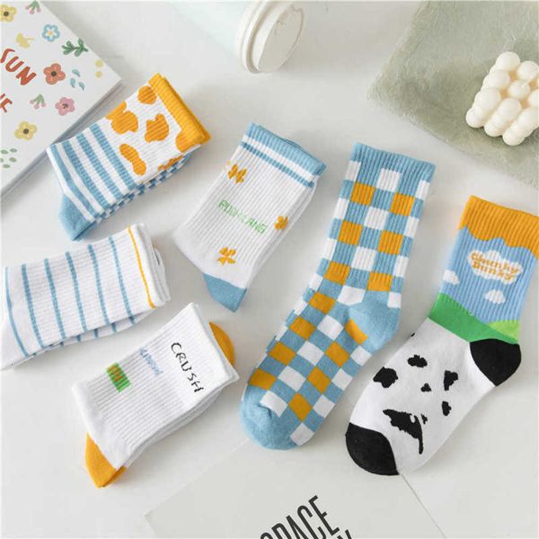 ice cream color middle tube socks blue checkered milk stripe college style pf223, Black
ice cream color middle tube socks blue checkered milk stripe college style pf223, Black